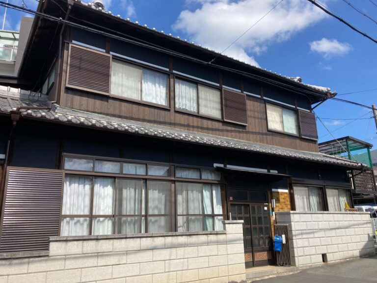 外壁杉板貼替＋外壁塗装